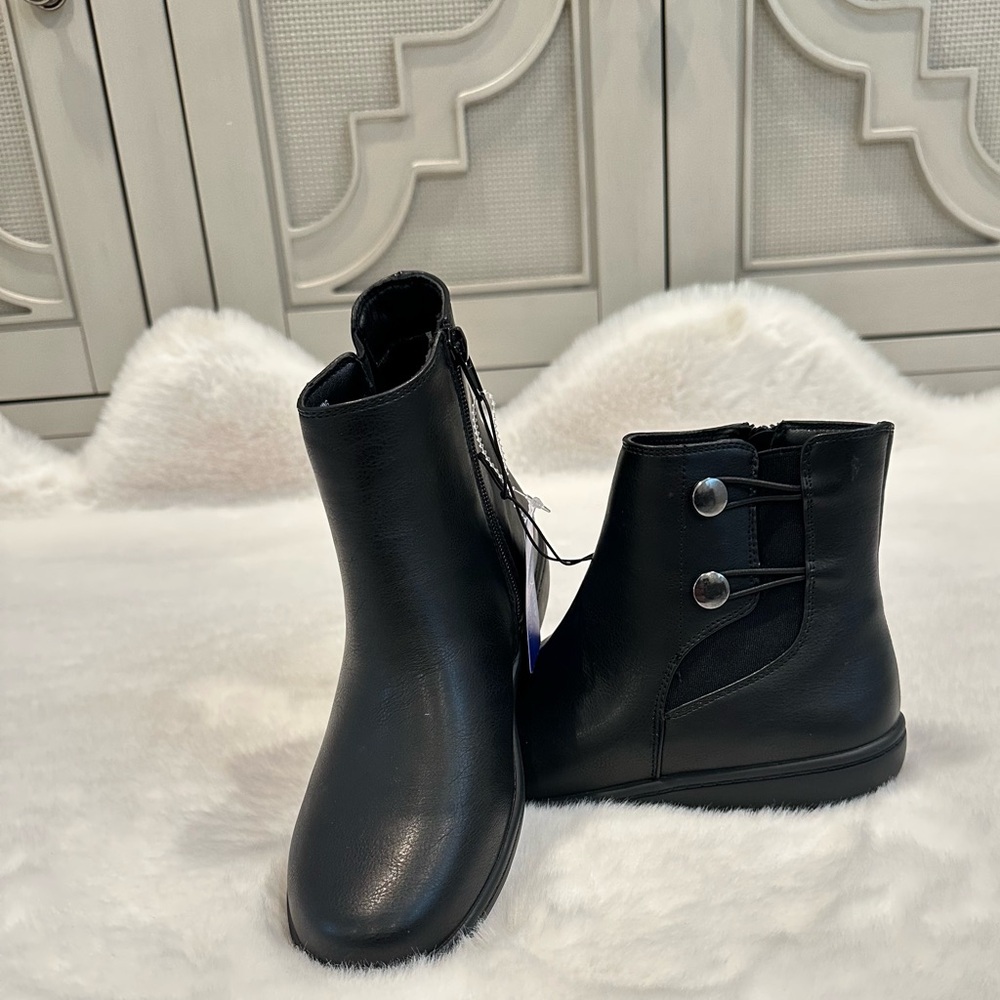 Flex Step Alison Women's Black Faux Leather Ankle Boots Side Zip - Picture 6 of 6